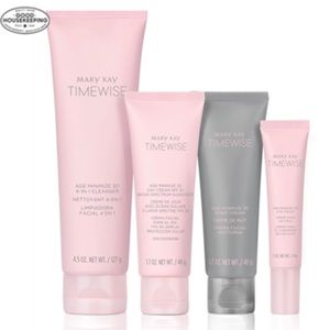 COPY - TimeWise Miracle Set 3D(3-step skincare routine)